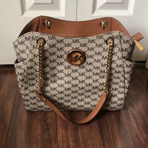 Michael Kors Logo Shoulder Bag